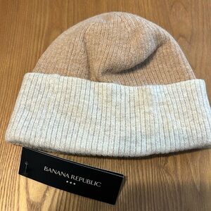 NWT Banana republic boys cashmere winter hat 12-24 months